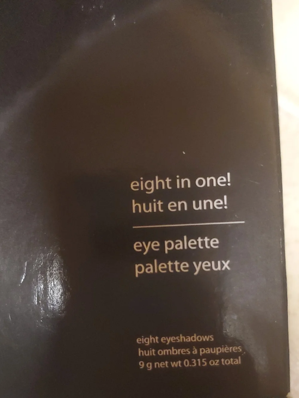 Avon Eyeshadow Palette 8-in-1 With 2 Applicators New